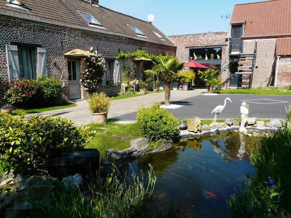 Chambres D Hotes ,Hotel ,Secret D'Une Nuit A Vicq Pres De Onnaing,Avec Piscine Exterior foto